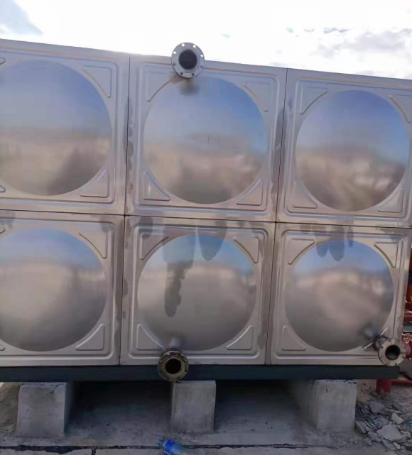 云浮组合式不锈钢水箱，玻璃钢水箱的替代品，不锈钢冲压板组合水箱